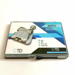 Bracket Autoligado Biopass TD® ganchos en 3, 4, 5